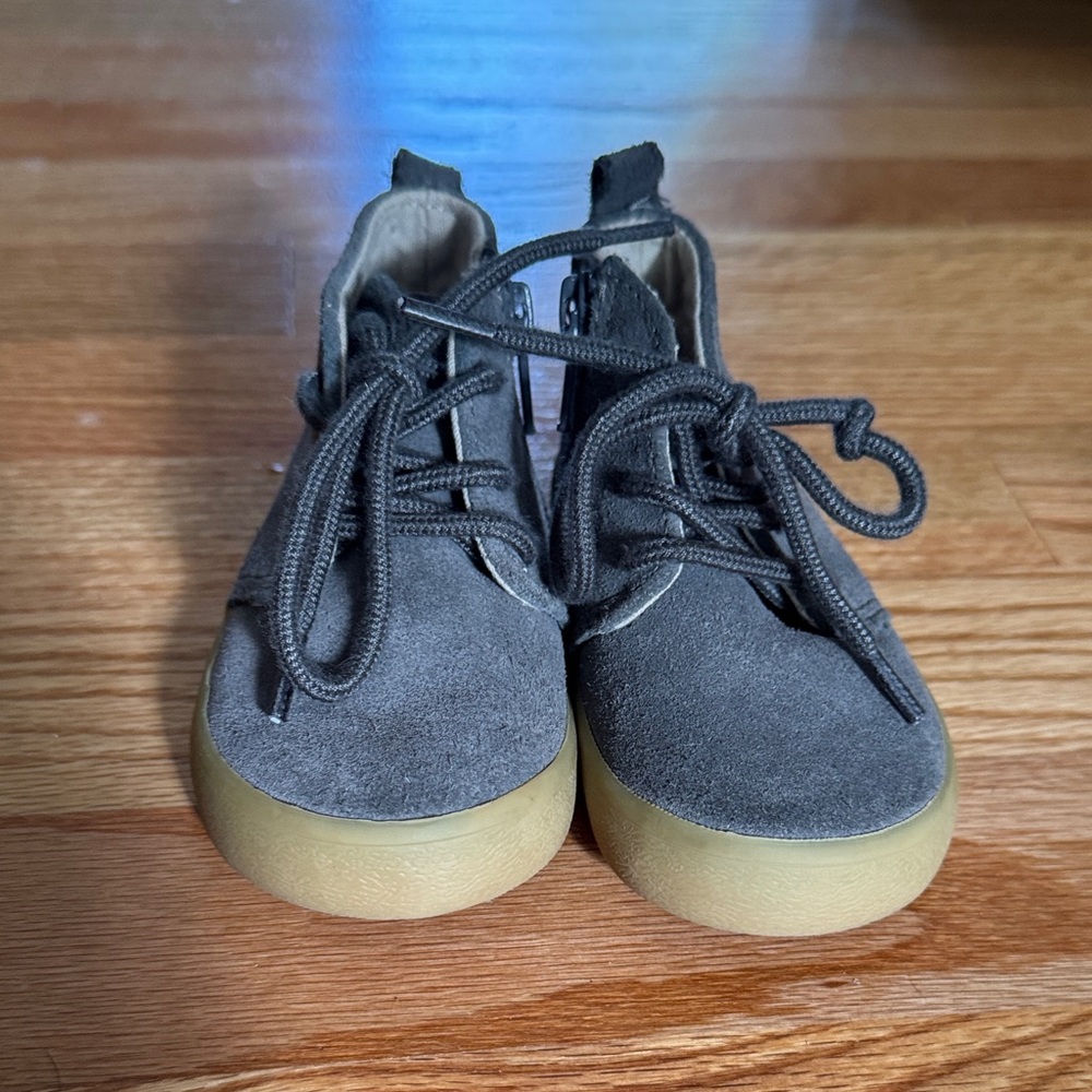 GAP Gray Kids Sneakers with Tan Soles
